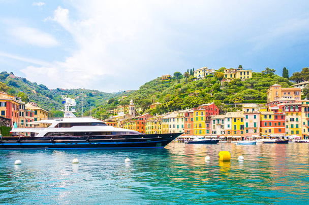 Beautiful Portofino bay Italy with yachts and boats - Foto, imagen