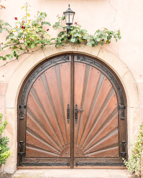 Beautiful vintage door details - Fotoğraf, Görsel