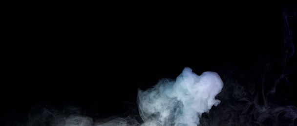 Цветной дым на черном фоне
 - Фото, изображение