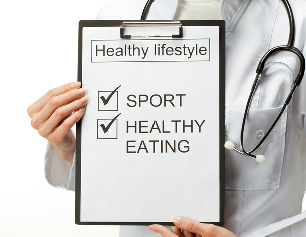 Doctor prescribing healthy lifestyle - Foto, Bild