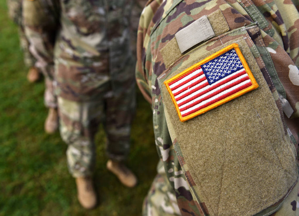 USA patch flag on soldiers arm. US troops - Foto, imagen