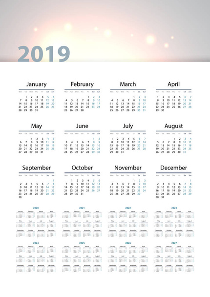 Календар 2019, 2020, 2021, 2022, 2023, 2024, 2025, 2026, 2027 років. Тиждень починається з понеділка. Векторні ілюстрації
. - Вектор, зображення