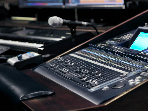 Hudební záznamového zařízení v nahrávací Studio - Fotografie, Obrázek
