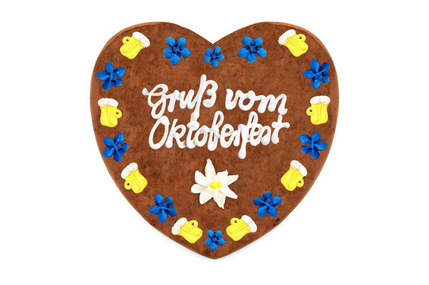 Октоберфест 2018 пряники серця з німецьких слів Gruss vom Октоберфест (англ. greetz з жовтня Фестиваль) з білим тлом ізольовані. Його сезонні події в Мюнхені щороку. - Фото, зображення