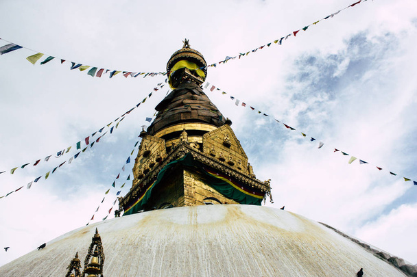 Катманду, Непал 23 серпня 2018 зору Будди ступою в районі Swayambhunath в Катманду увечері - Фото, зображення