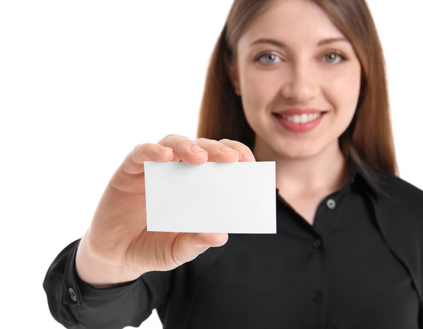Mujer con tarjeta de visita sobre fondo blanco
 - Foto, Imagen