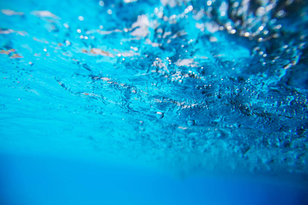 вид на море из-под воды
 - Фото, изображение