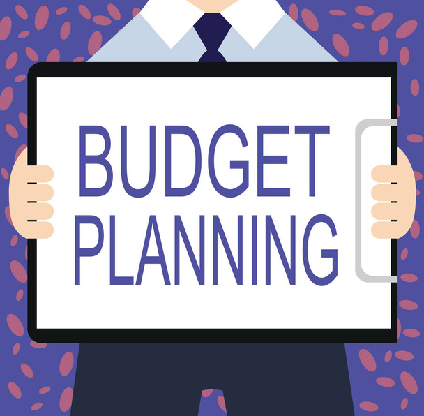 Bütçe Planlama 'yı gösteren bir not yazıyorum. İş fotoğrafı gösterimi Geçerli ve gelecekteki harcamalar hakkında yazılı açıklama - Fotoğraf, Görsel