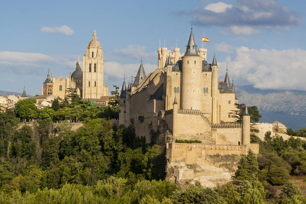 Segovia, anıtsal şehir. Alcazar, Katedral ve kiliseler - Fotoğraf, Görsel