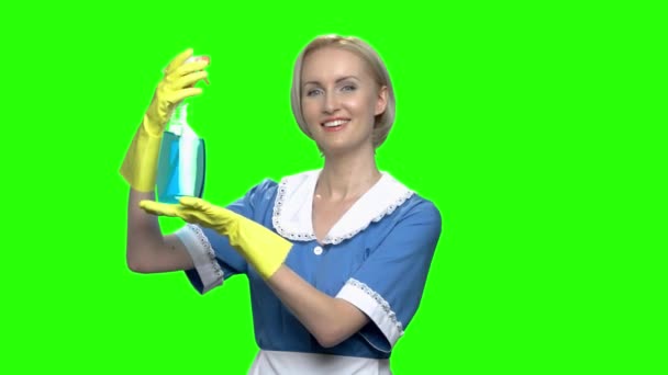 Femme nettoyant avec pulvérisateur
. - Séquence, vidéo