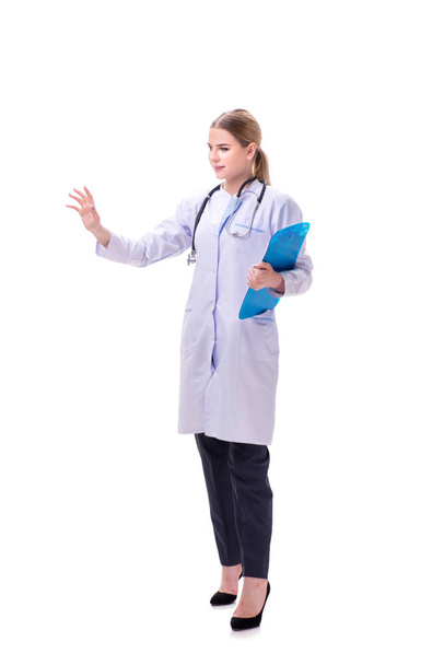 Jonge vrouw arts geïsoleerd op witte achtergrond - Foto, afbeelding