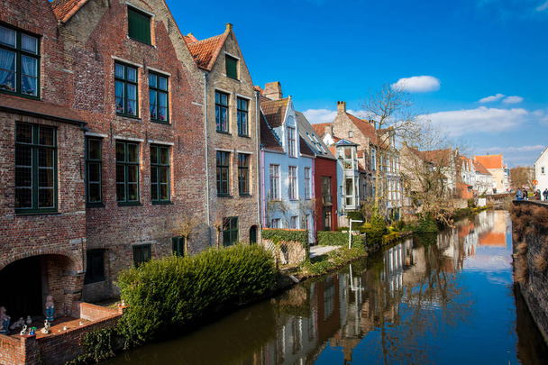 Κανάλια από την ιστορική και πανέμορφη πόλη της Μπριζ στο Βέλγιο - Φωτογραφία, εικόνα