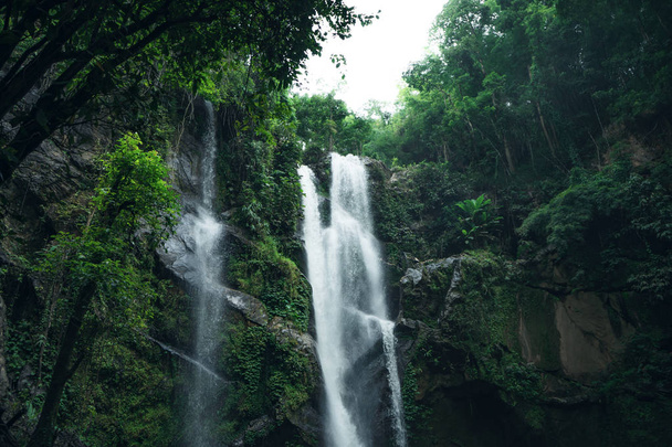 Wasserfall Wasserfall in der Natur reisen mok fah Wasserfall - Foto, Bild
