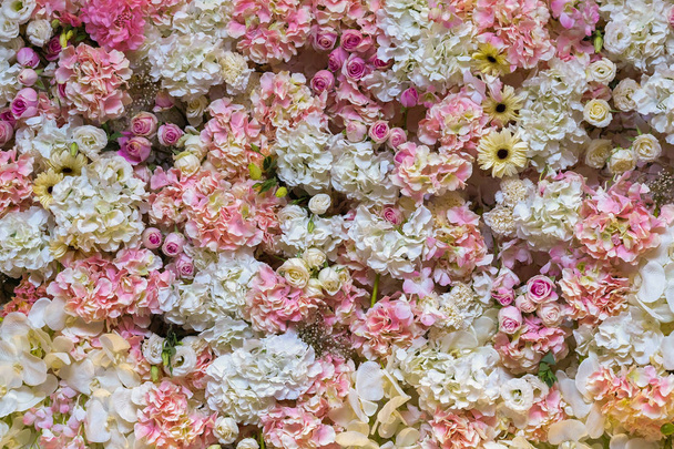 Όμορφα λουλούδια υπόβαθρο για σκηνή γάμου και διακόσμησης - Φωτογραφία, εικόνα