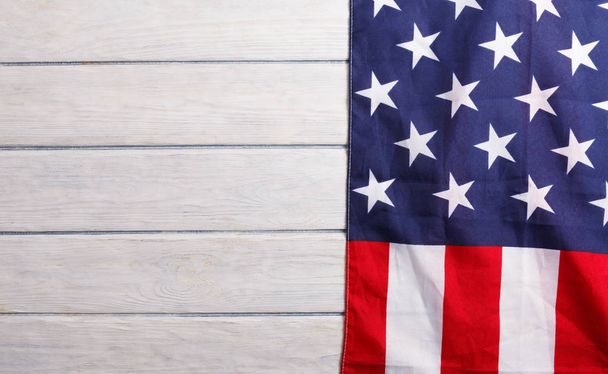 American flag close up on wood desk. Memorial day - Fotoğraf, Görsel
