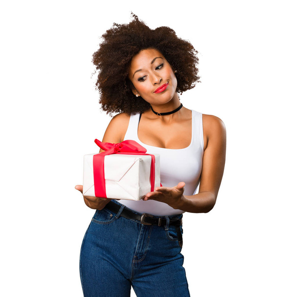 Młoda kobieta czarny, posiadający dar - Zdjęcie, obraz