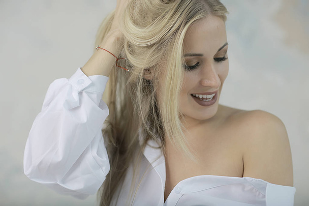 fashion portrait of beautiful young model, closeup, attractive blonde smiling woman - Φωτογραφία, εικόνα