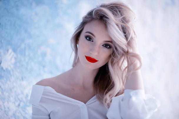 beautiful young model with professional makeup, attractive blonde young woman , closeup  - Zdjęcie, obraz