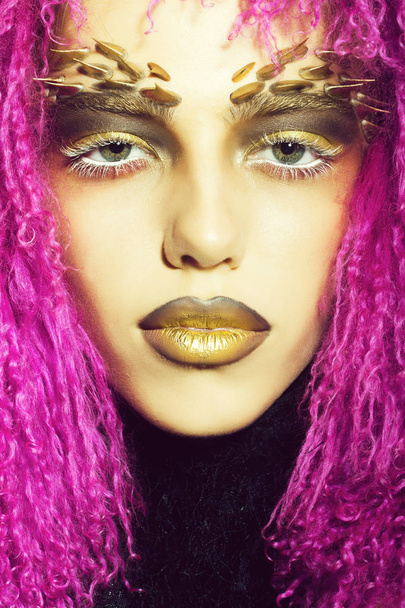 Woman in violet wig - Фото, зображення