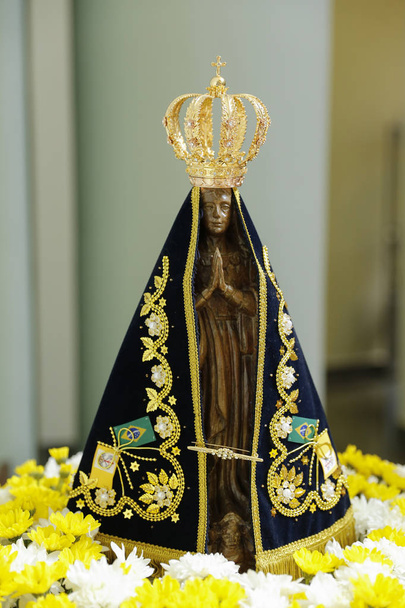 Socha obrazu Panny Marie z Aparecidy, matky Boží v katolickém náboženství, patronky Brazílie - Fotografie, Obrázek