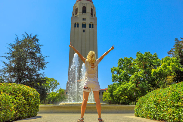 Φοιτητής στο Πανεπιστήμιο της Καλιφόρνια - Φωτογραφία, εικόνα