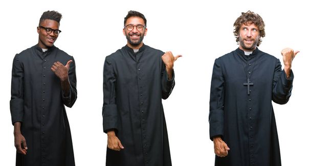 Keresztény pap férfi mosolyog, boldog arc, keres, és az oldalán a hüvelykujjával felfelé mutató elszigetelt háttér kollázs. - Fotó, kép