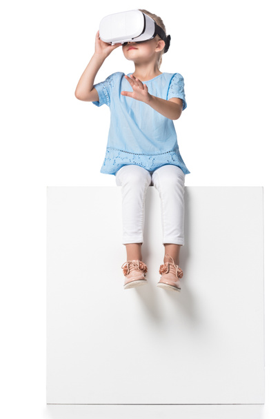 child using wearable technology isolated on white - Foto, immagini