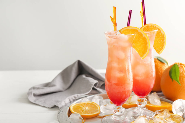 Fresh summer cocktail in glasses on metal tray - Valokuva, kuva