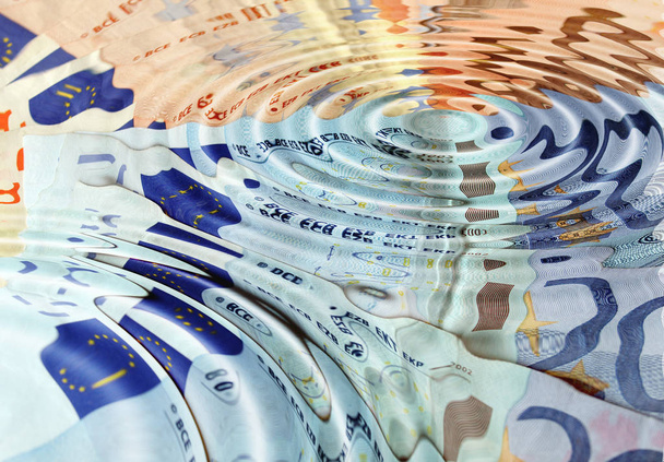 Τραπεζογραμματίων ευρώ υποβρύχια σε μια λίμνη νερού - Φωτογραφία, εικόνα