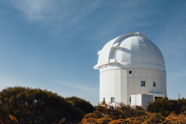 Teleskopy astronomiczne Obserwatorium Teide w Teneryfa, Wyspy Kanaryjskie, Hiszpania - Zdjęcie, obraz