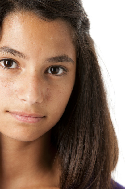 Beautiful teen girl with a subtle smile - 写真・画像