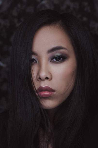 Portrait of young beautiful asian woman - Fotografie, Obrázek