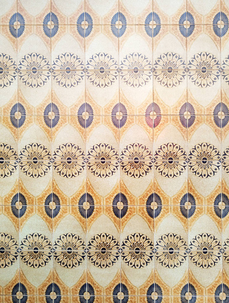 Mozaik karolar, Portekiz Azulejo klasik ve geleneksel. Kahverengi desenli duvar, Orta Çağ seramik karo, miras. Boyalı panel yuvarlak bir geometrik desenli. Moritanya Wallpeper Lizbon şehir - Fotoğraf, Görsel
