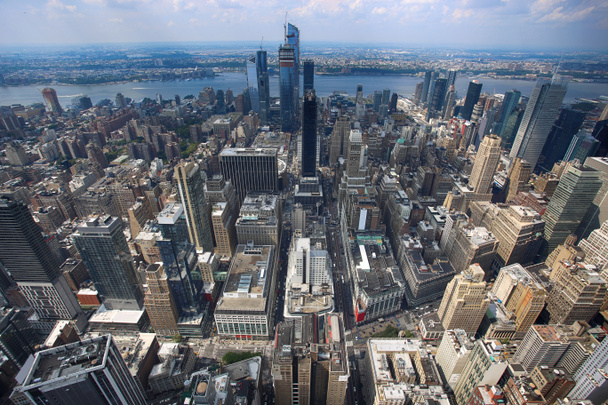 Batı Manhattan gökdelen Empire State, New York City'e panoramik manzaralı - Fotoğraf, Görsel