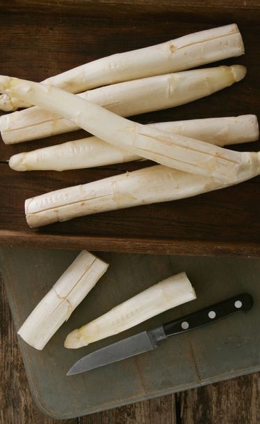 preparing fresh white asparagus spears - Photo, Image