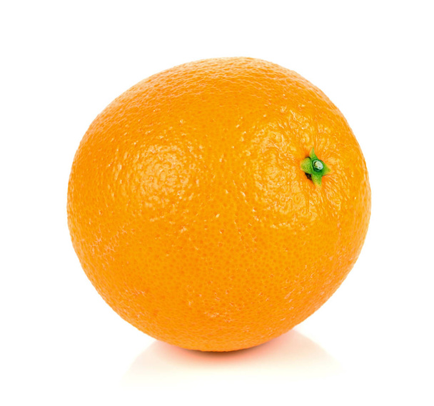 Ripe fresh orange on a white background. - Foto, afbeelding