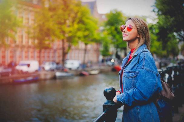 Amsterdam, güneş gözlüğü sonbahar sezonu cin - Fotoğraf, Görsel