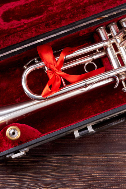Trumpet or cornet in velvet case. - Photo, Image
