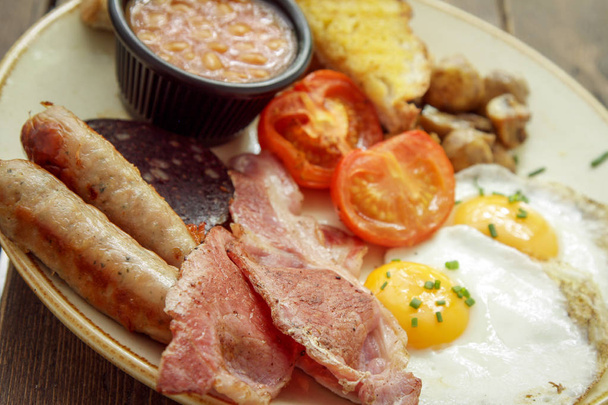 desayuno inglés completo cocinado tradicional
 - Foto, Imagen