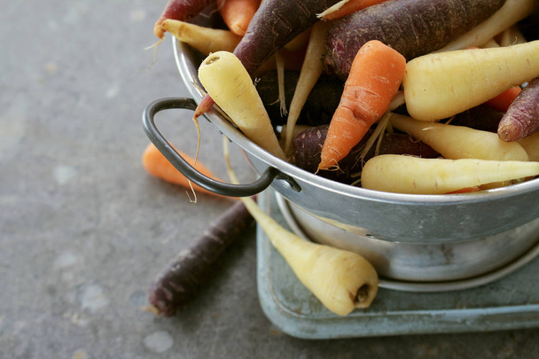 preparing small baby carrots - Photo, Image