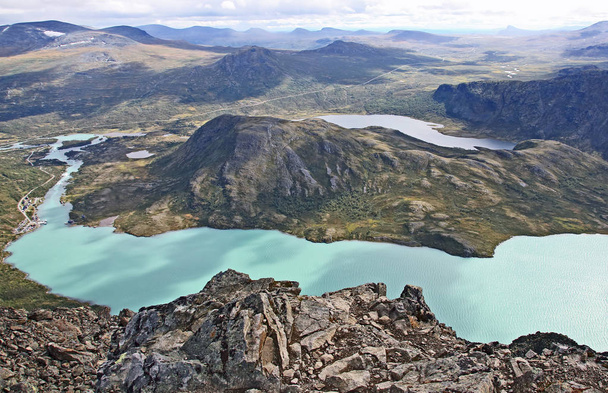 Mountain lake view. Národní Park Jotunheimen. Norsko - Fotografie, Obrázek