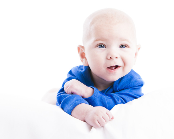 Closeup of a 5 month old caucasian little bald boy baby - Фото, изображение