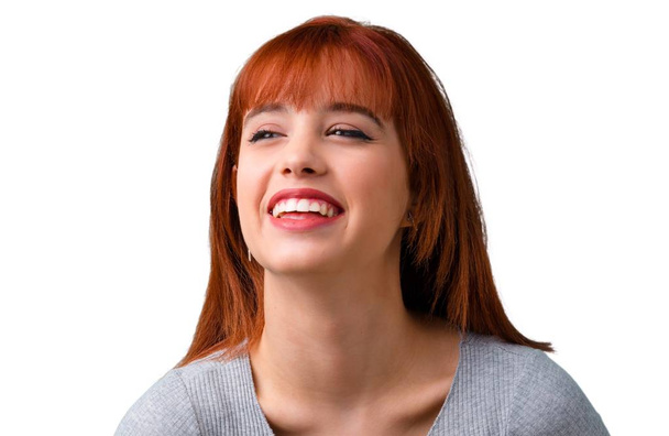 Νέοι κοκκινομάλλα κοπέλα γελώντας - Φωτογραφία, εικόνα