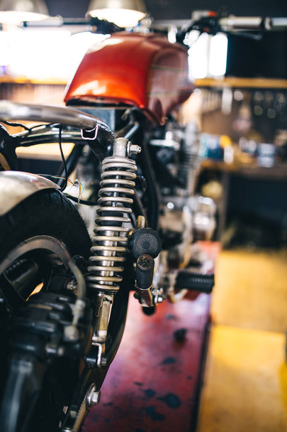 Engine close up shot of beautiful and retro custom made motorcycle  - Фото, зображення