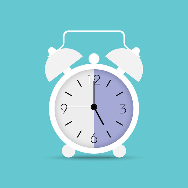 Uhr Ikone im trendigen flachen Stil. Wecker, Weckzeit - Aufwachzeit. weiße Uhr mit Schatten auf blauem Hintergrund - Vektor, Bild