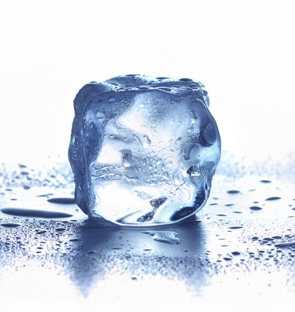Куб льда - Фото, изображение
