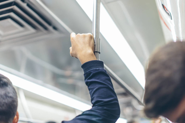 emberek a metróban  - Fotó, kép