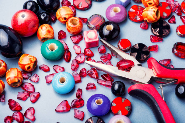 Cuentas de estilo colorido para hacer jewelry.Fashion beads.Hobby
 - Foto, imagen