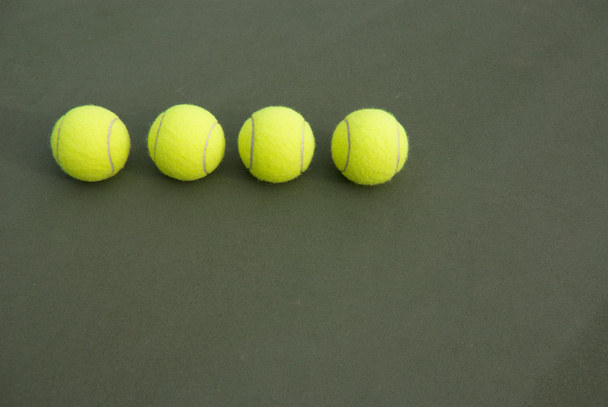 Pelotas de tenis
 - Foto, imagen