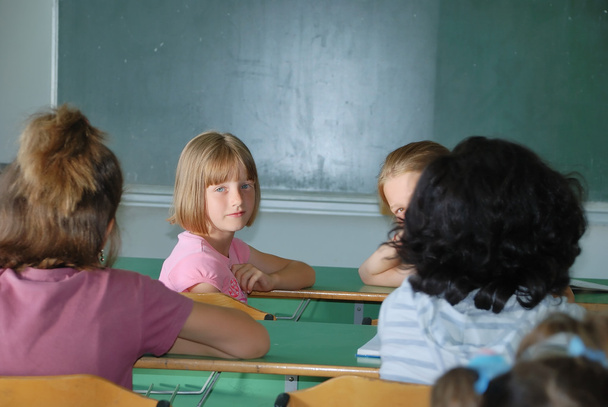 activiteiten van de leerling in de klas op school - Foto, afbeelding